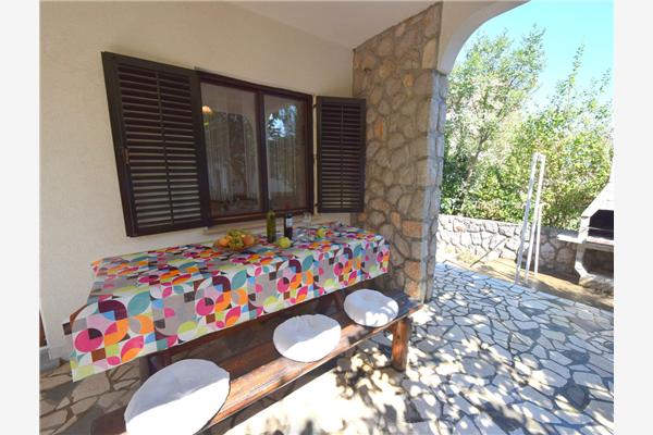 Apartment A1, for 8 persons