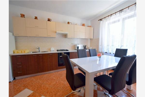 Apartment A1, for 8 persons
