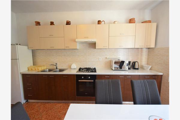 Apartment A1, for 8 persons
