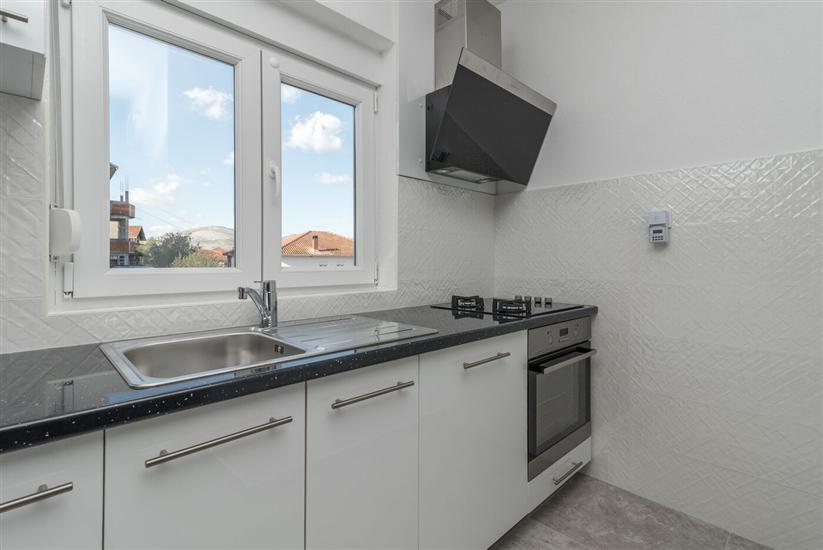 House K1, for 12 persons