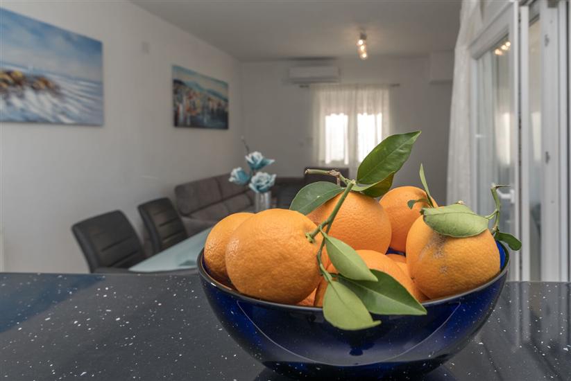 House K1, for 12 persons