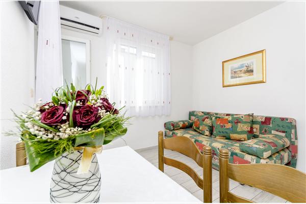 Apartment A6, for 4 persons