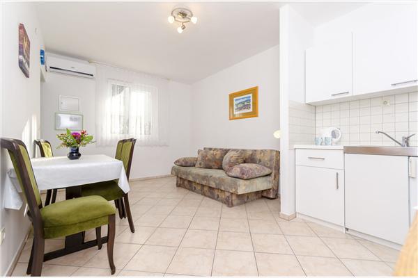 Apartment A2, for 4 persons