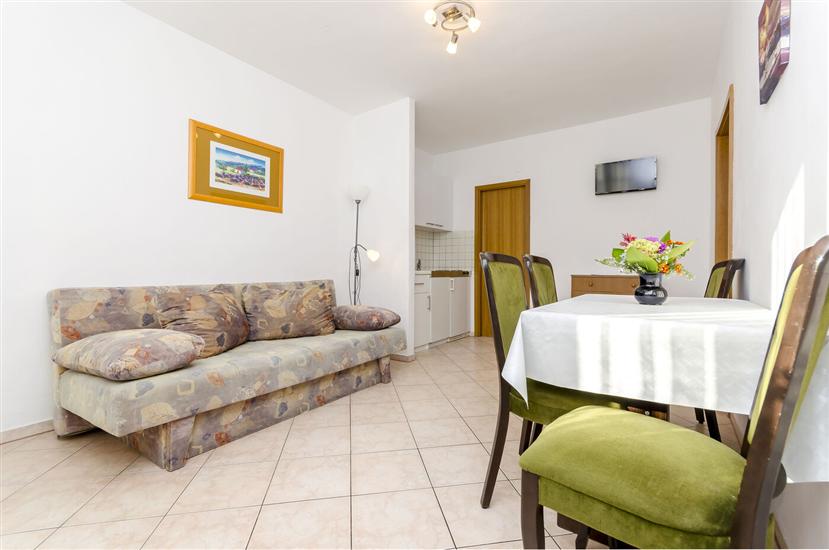 Apartment A2, for 4 persons