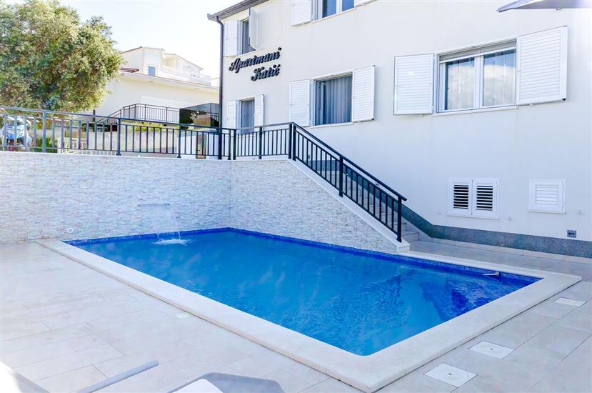 Apartments Katic