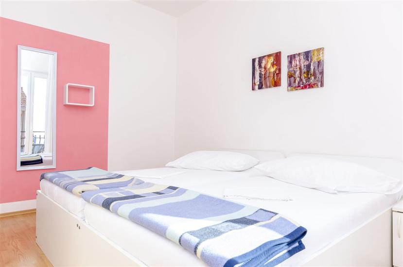 Apartment A8, for 4 persons
