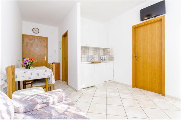 Apartment A8, for 4 persons