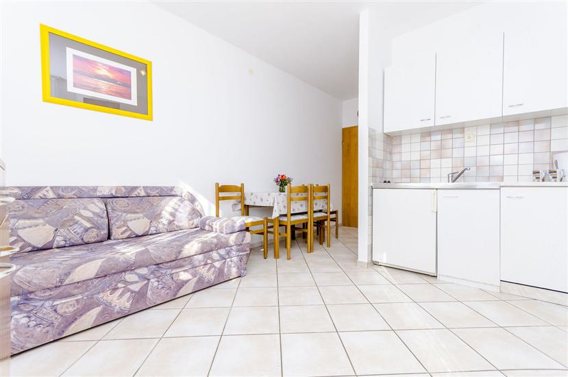 Apartment A8, for 4 persons