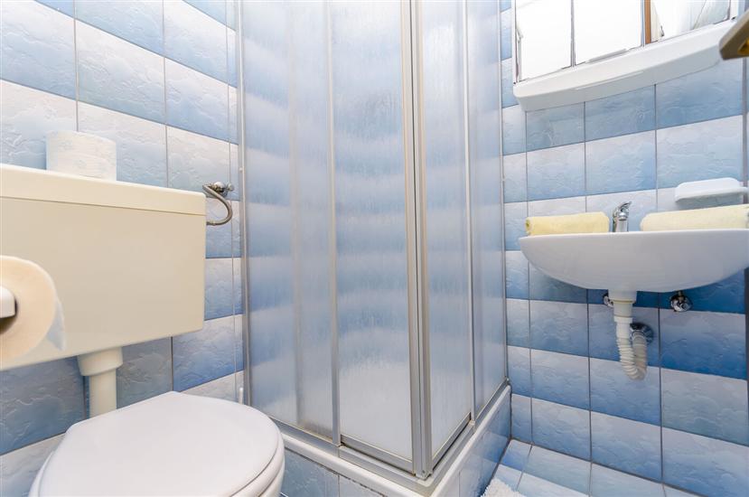 Apartment A8, for 4 persons