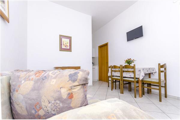 Apartment A4, for 4 persons