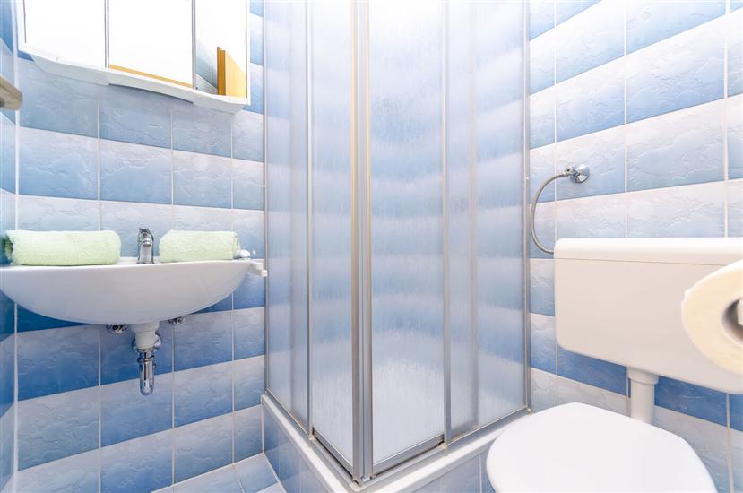 Apartment A4, for 4 persons