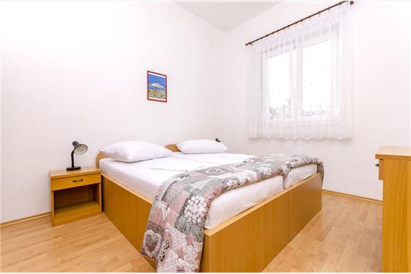 Apartment A4, for 4 persons