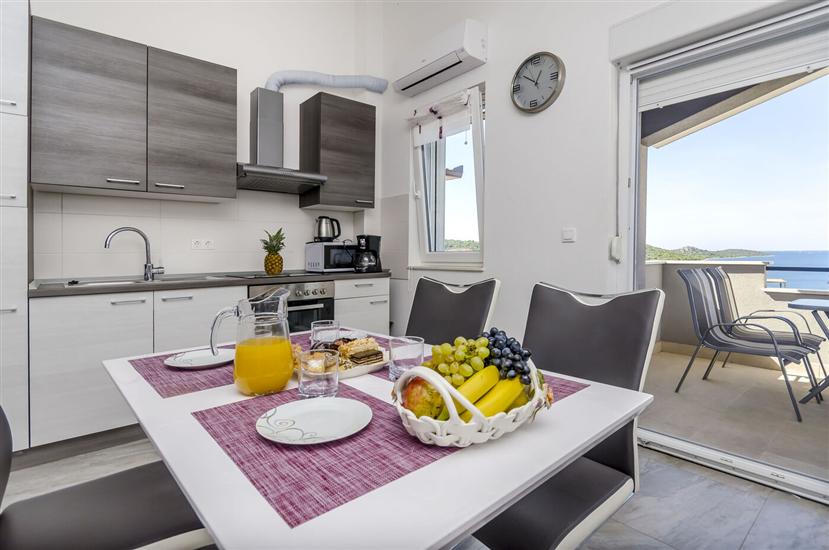 Apartment A2, for 4 persons