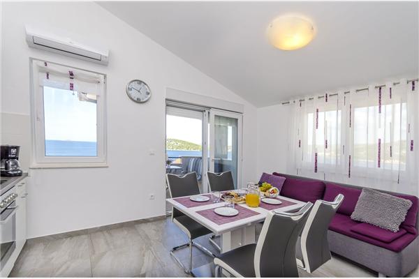 Apartment A4, for 4 persons