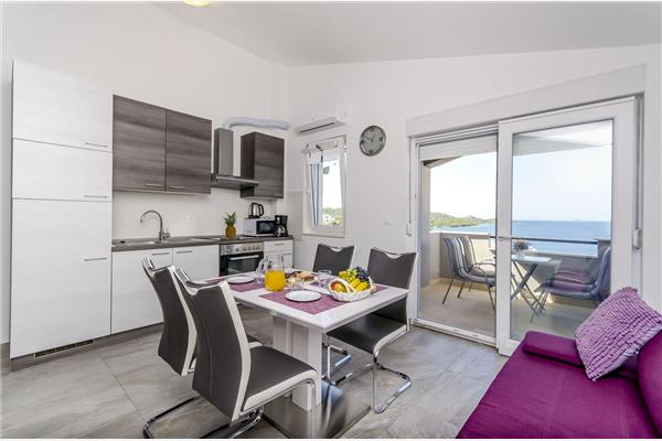 Apartment A4, for 4 persons