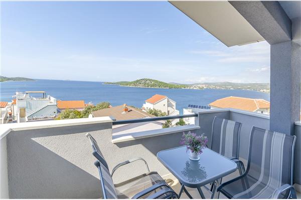 Apartment A4, for 4 persons