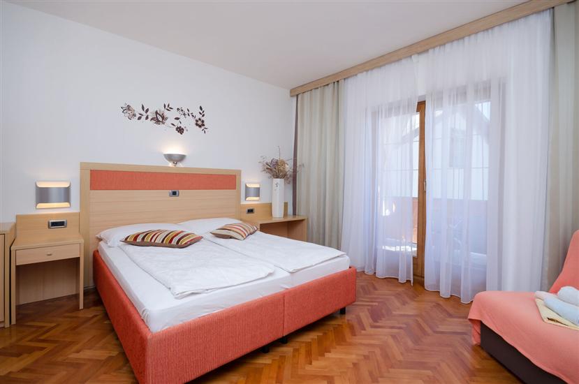 Apartment A2, for 4 persons