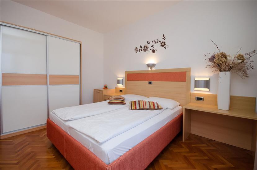 Apartment A2, for 4 persons