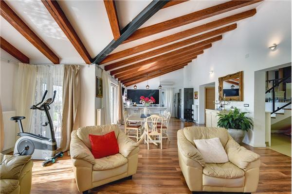 House K1, for 8 persons