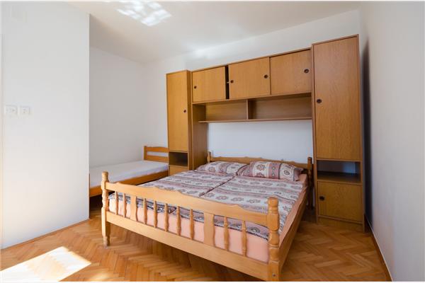 Apartment A2, for 6 persons