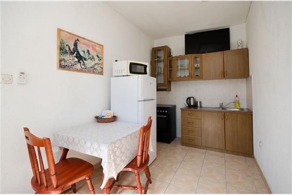 Apartment A2, for 6 persons