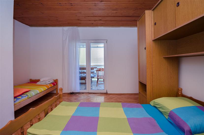 Apartment A2, for 6 persons