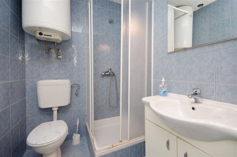 Apartment A4, for 4 persons