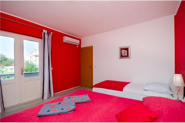 Apartment A4, for 3 persons