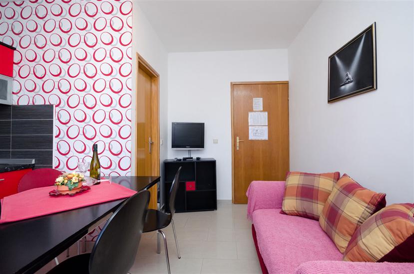 Apartment A4, for 3 persons