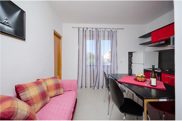 Apartment A4, for 3 persons