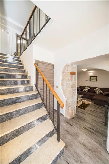 House K1, for 8 persons