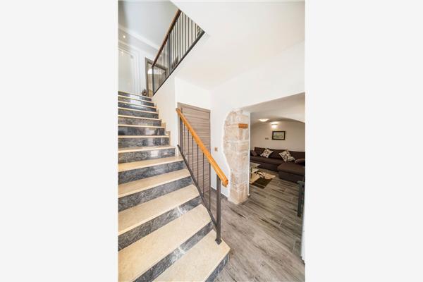 House K1, for 8 persons