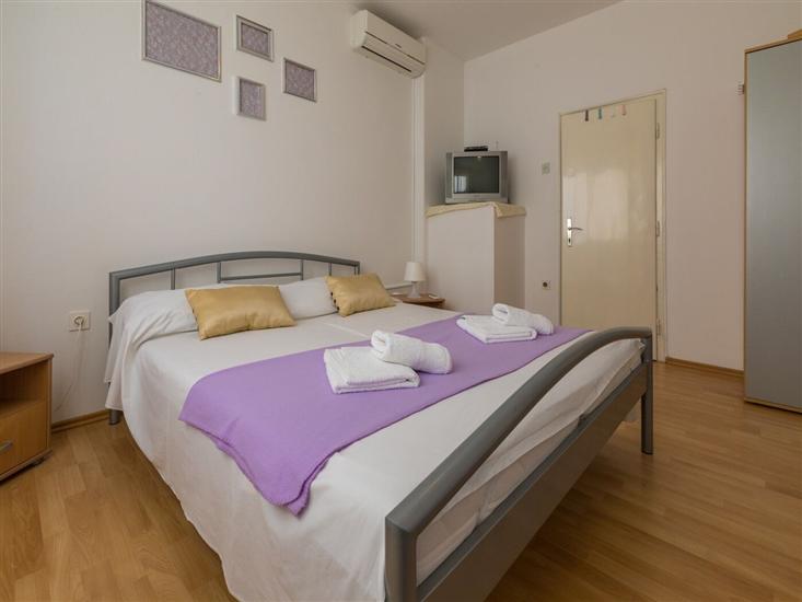 Apartment A2, for 3 persons