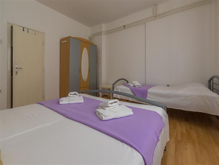 Apartment A2, for 3 persons