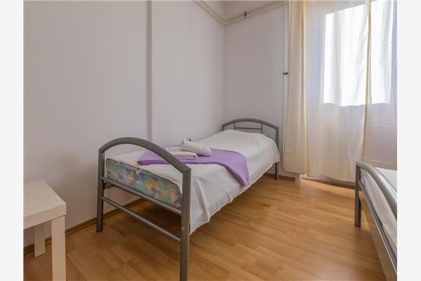 Apartment A2, for 3 persons