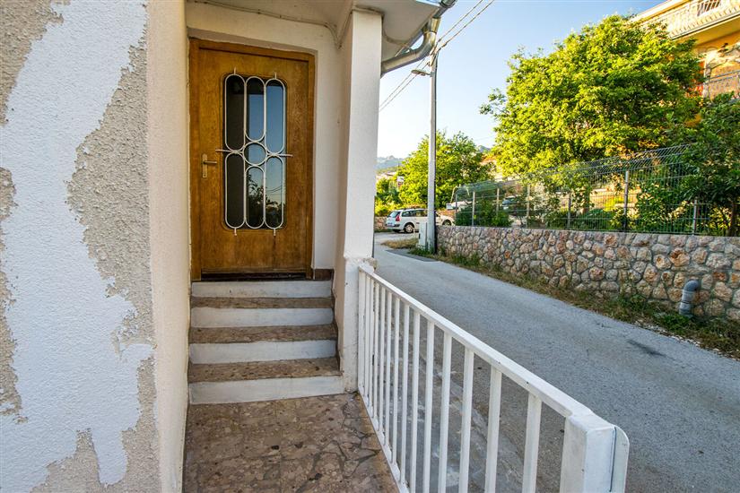 Apartment TINA-on the beachfront