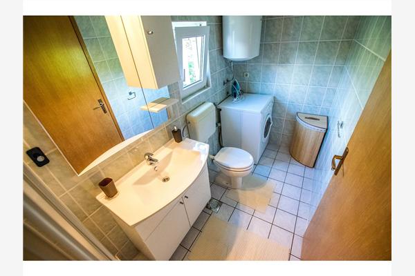 Apartment A2, for 6 persons