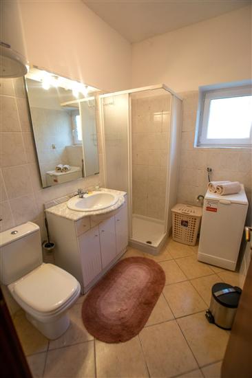 Apartment A1, for 8 persons