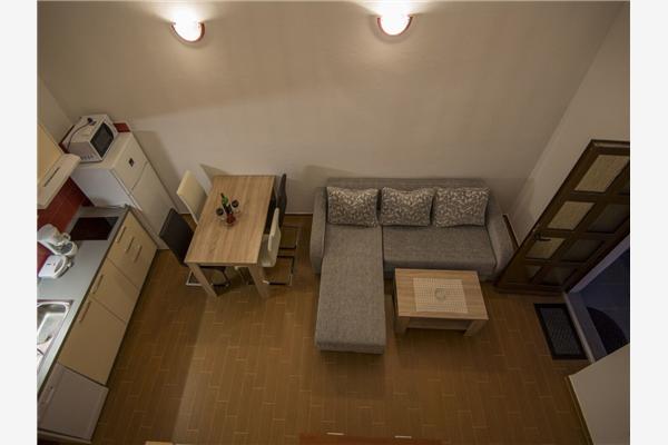 Apartment A2, for 6 persons
