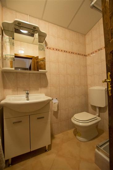 Apartment A4, for 8 persons