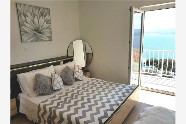 Apartment A1, for 8 persons