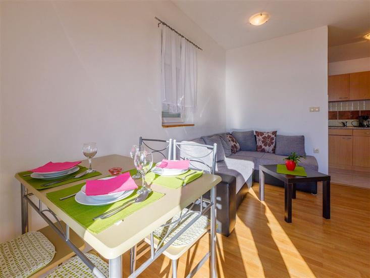 Apartment A1, for 3 persons