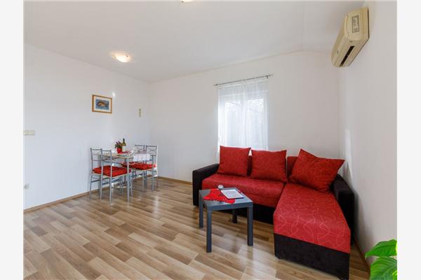 Apartment A2, for 3 persons