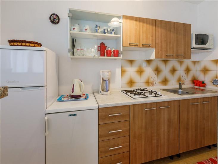 Apartment A4, for 9 persons