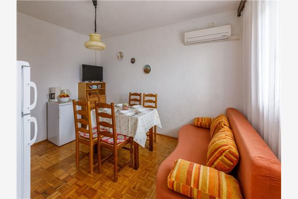Apartment A1, for 9 persons