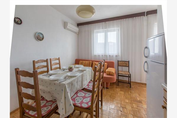 Apartment A1, for 9 persons