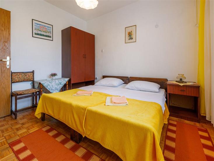 Apartment A1, for 9 persons