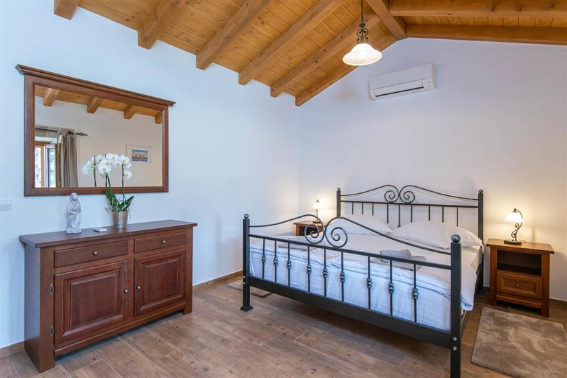 Hiša K1, na 8 osebe