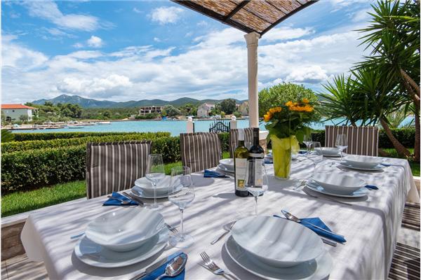 Hiša K1, na 8 osebe