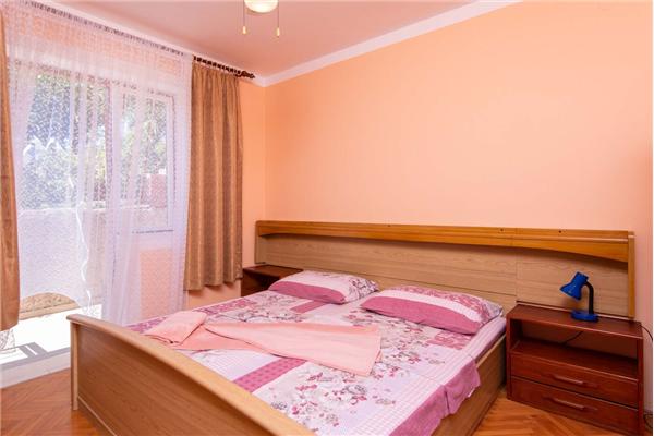 Apartment A1, for 6 persons